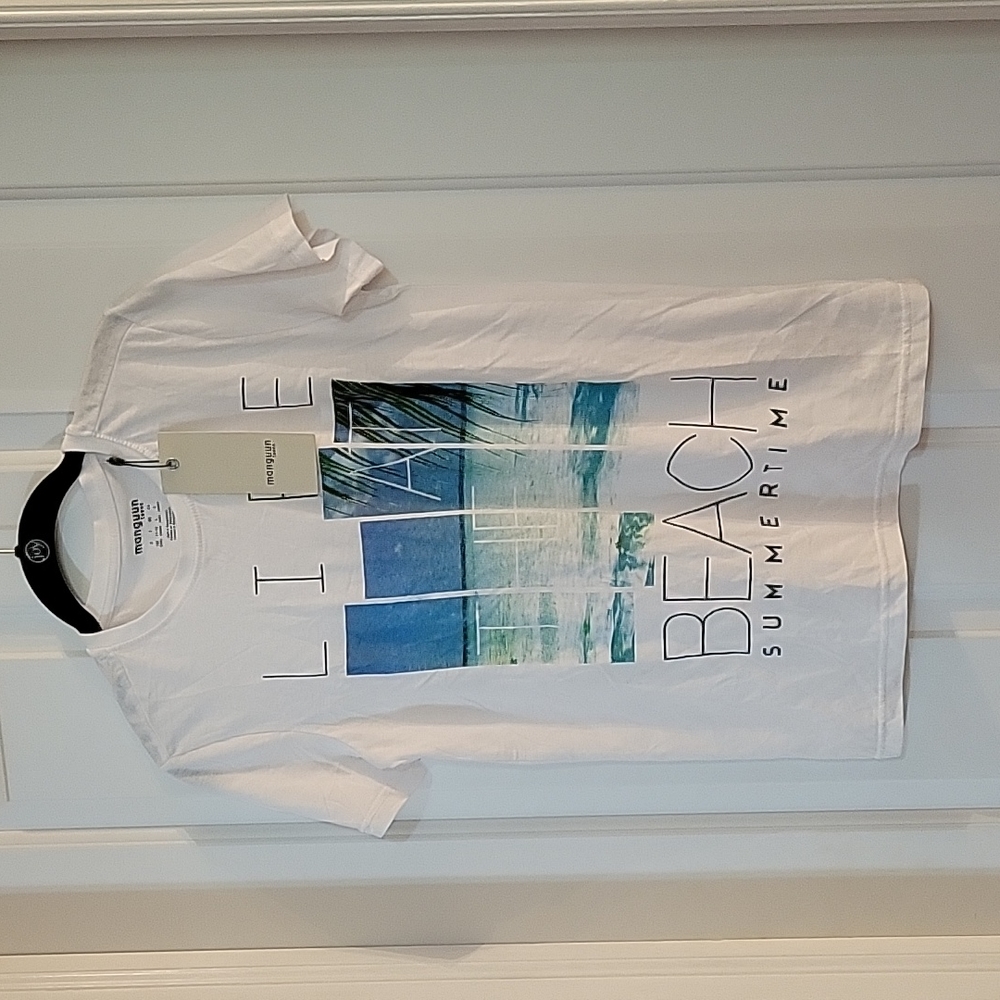Manguun life at the beach tee large